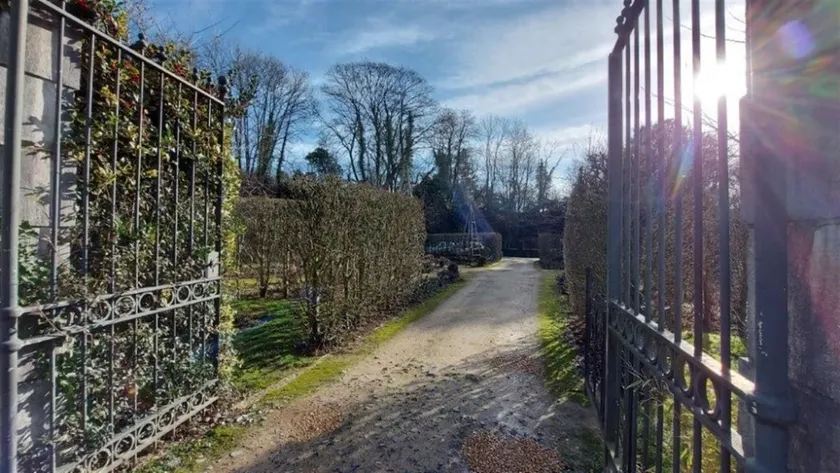 Cozy apartment + private garden, 10 min walk to the center - Image 1