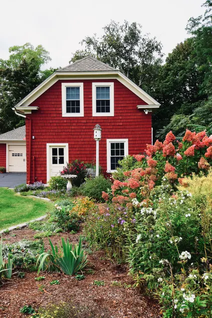 The Garden Loft - A Charming Choate Stay - Image 1