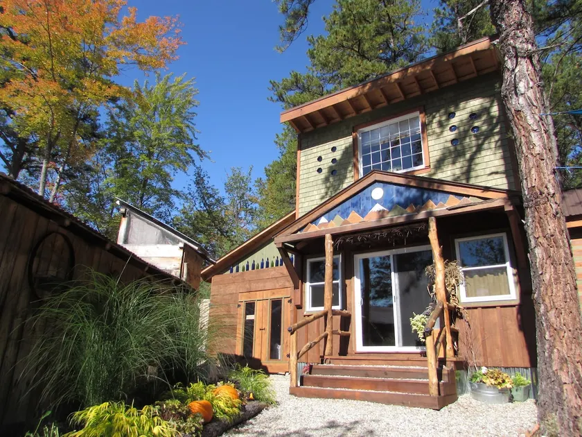 The Forested Bohemian . Tiny home/ tree house - Image 1