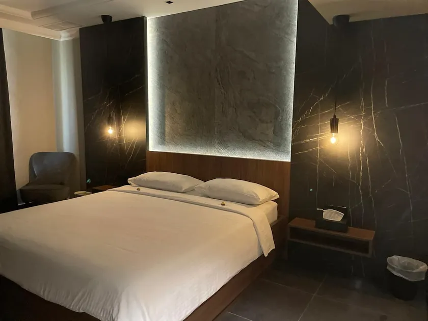 New Luxury, Private and Modern, Dev 1 ♥️ - Image 1