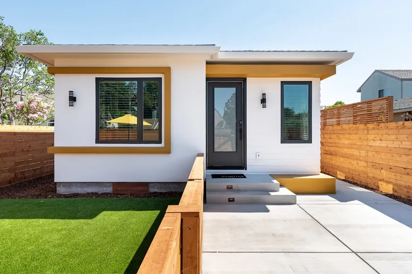 Sunny Guesthouse near Stanford w/Private Patio - Image 1