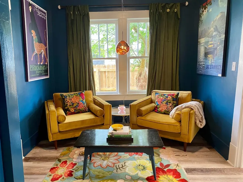 Cajun Culture Cottage....... Entire Duplex/House! - Image 1