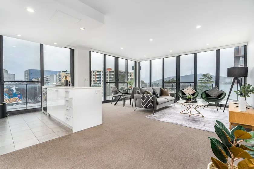 Roomy 2BR 2BA City-Centre Apt - Hosted by CanStay - Image 1