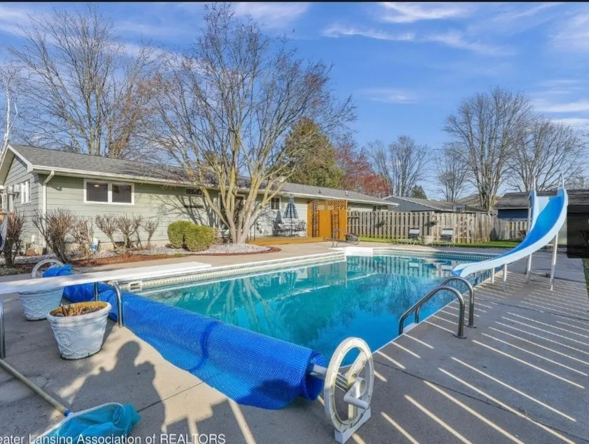 Cheerful 3 Bedroom Home- Close to MSU - Image 1