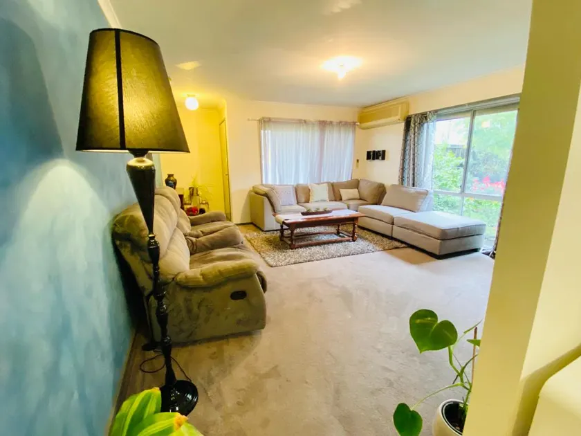 ENTIRE HOME IN WERRIBEE,BEST POSSIBLE LOCATION YOU CAN FIND - Image 1