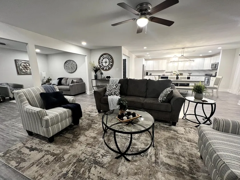 3 Bdrm/3 Bath Getaway Near Downtown Waxahachie - Image 1