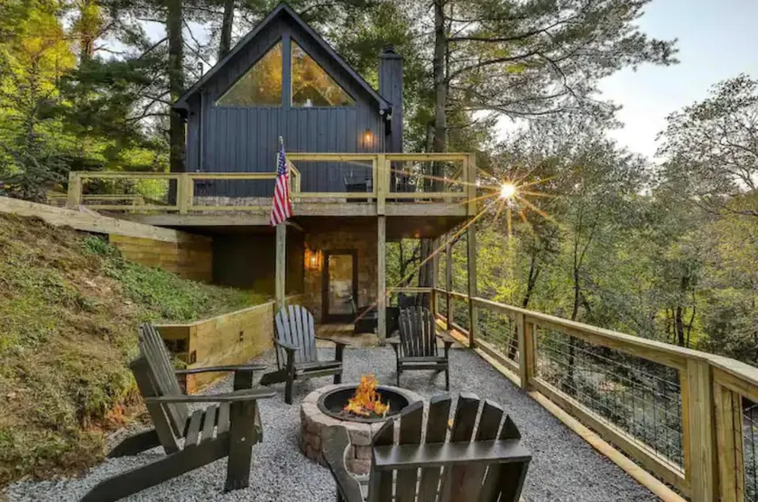 Couples Riverside Cottage - Image 1