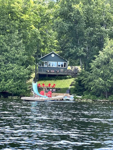 Bay Lake Retreat just minutes from Huntsville! - Image 1