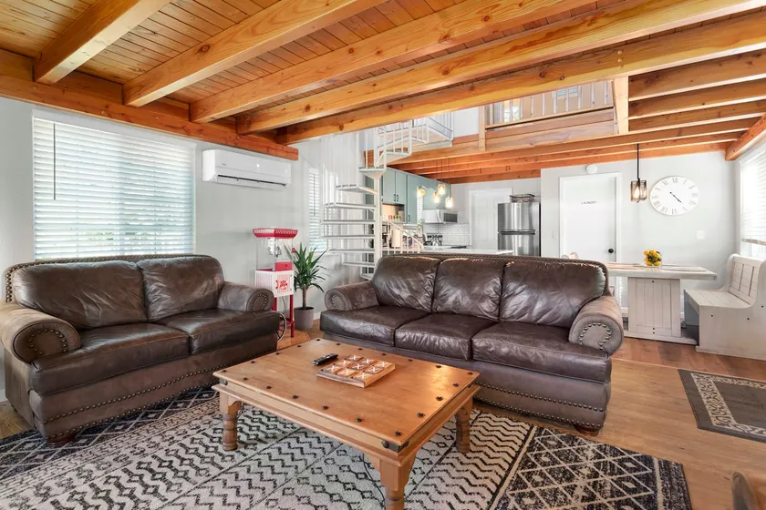 The Buck Spur | A Cozy Cottage close to Sandpoint & Silverwood - Image 1