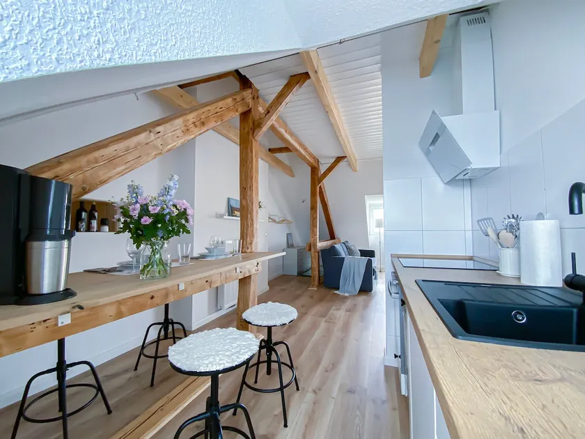 Charming attic studio with the best location on 54 m² - Image 1