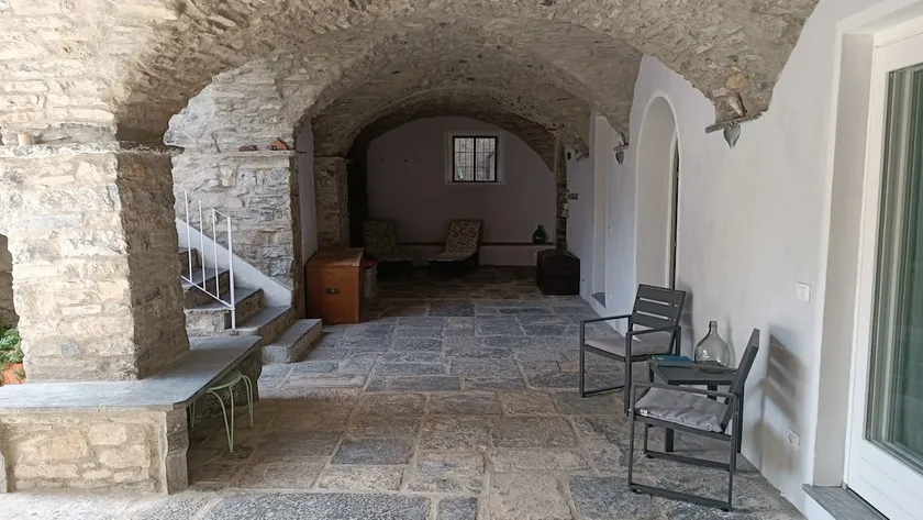 AL DIECI - Like a relaxing home - Image 1