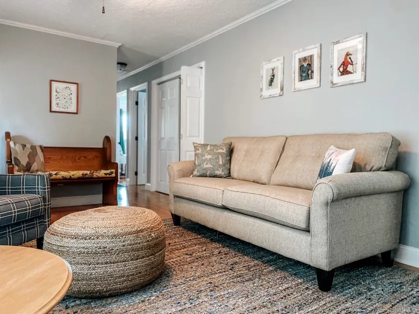 The Fox Den | Sleeps 6, Near the New River Gorge - Image 1