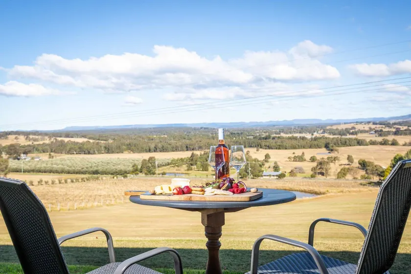 SOVEREIGN HILL COUNTRY ESTATE || great for groups - Image 1