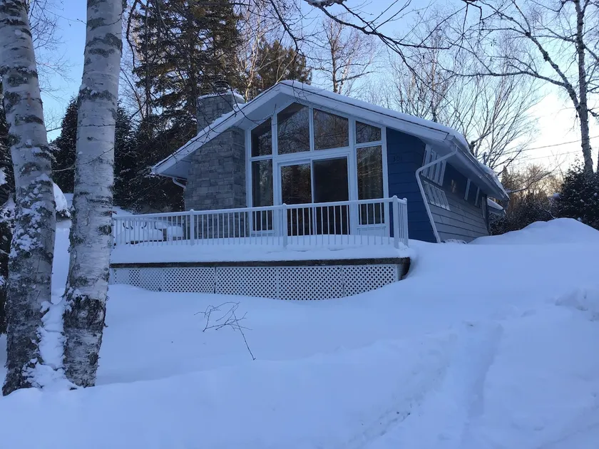 Le Scandinave at Lac Saint-Jean #CITQ 306003 - Image 1