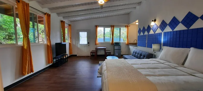 The Indigo House: Gecko Unit - Image 1