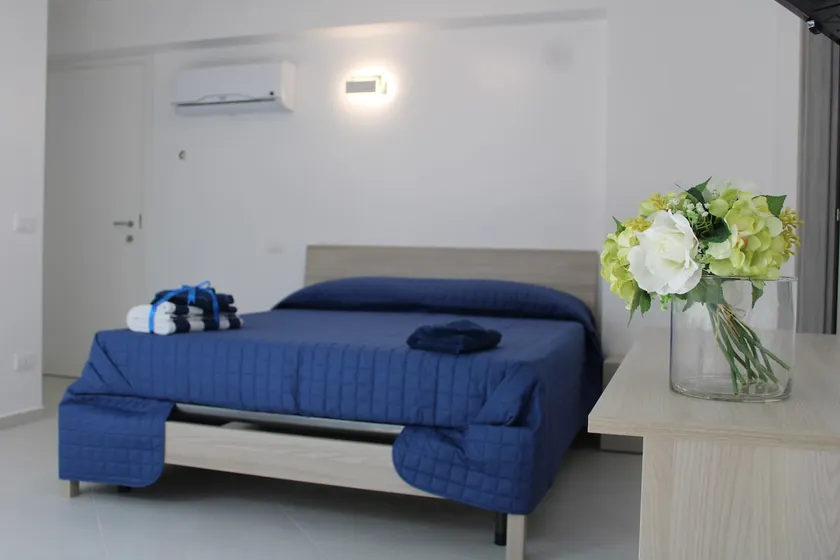 RENT GEMMA DEI 2 MARI ROOMS, FEEL AT HOME. - Image 1