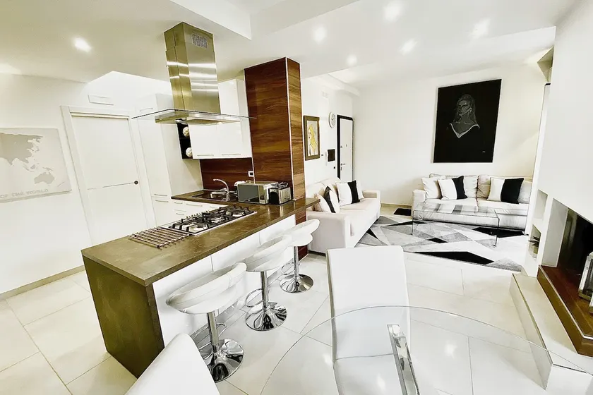 Elegant apartment in Tropea, 200 meters from the - Image 1