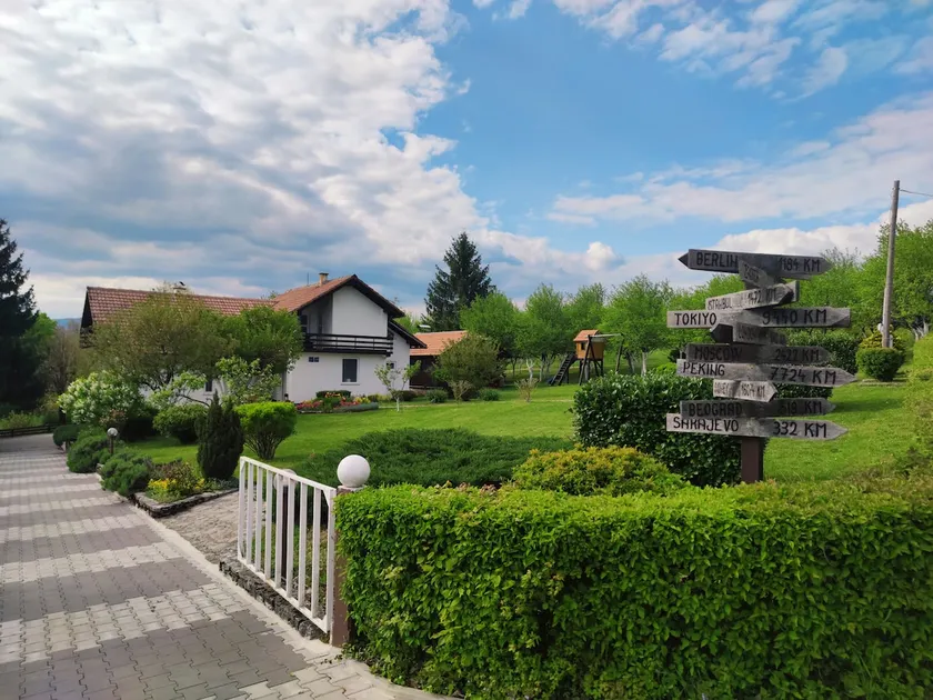 Guest house Jandric - Near Plitvice lake, Free parking - Image 1