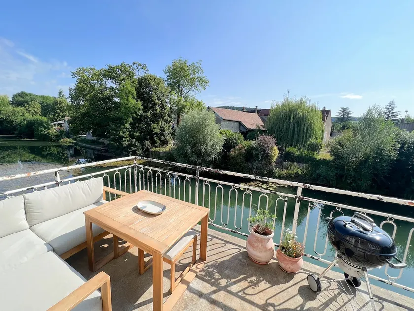 Le Gite de la Poterne, avec terrasse sur rivière - Image 1