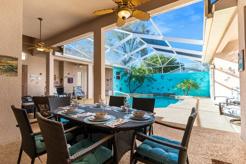 Private Cabana home. Heated pool. 3400 sq ft of luxury! Kids and pets welcome.  - Image 1