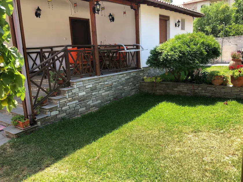 Villa Soltas “Εξοχική κατοικία με υδρομασάζ ” - Image 1