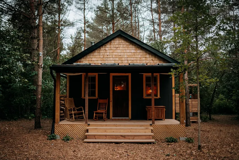 A lovely 1 bedroom cabin getaway. - Image 1