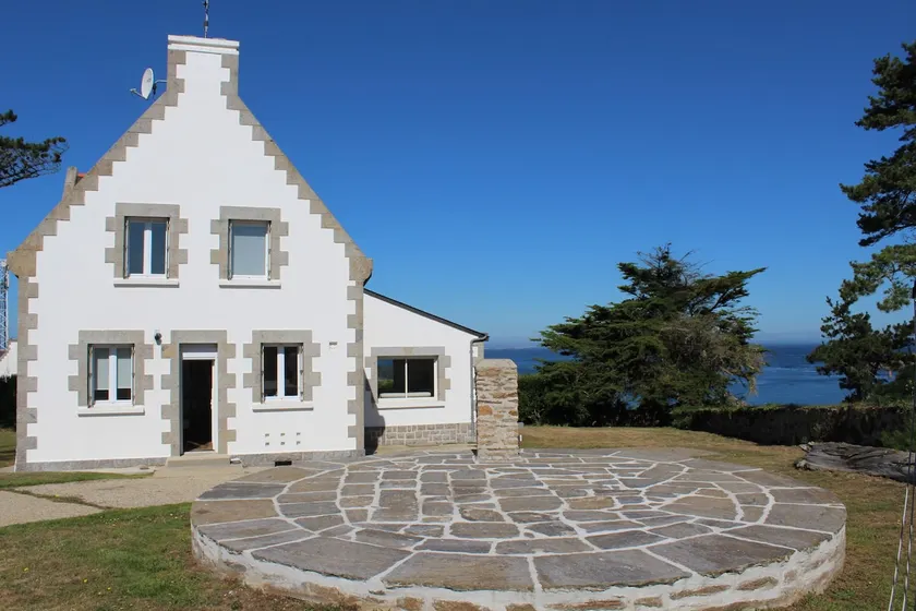 House – Le Conquet – Sea view – 3-min walk to the beach - Image 1