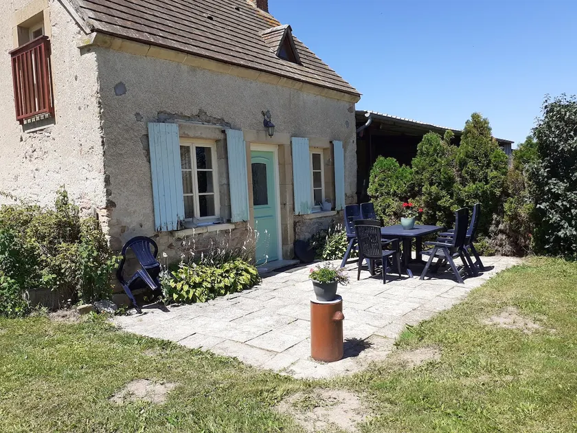 Charming house with panoramic views over the meadows - Image 1