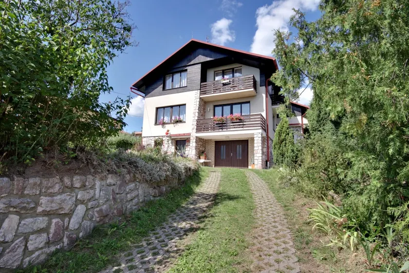 Villa in Kačák - Image 1