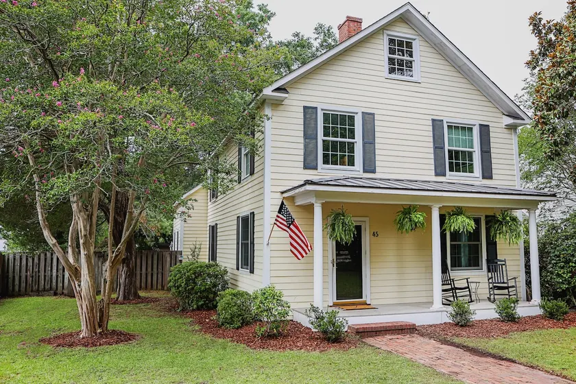 Historic Cottage in the heart of Pinehurst Village - Image 1