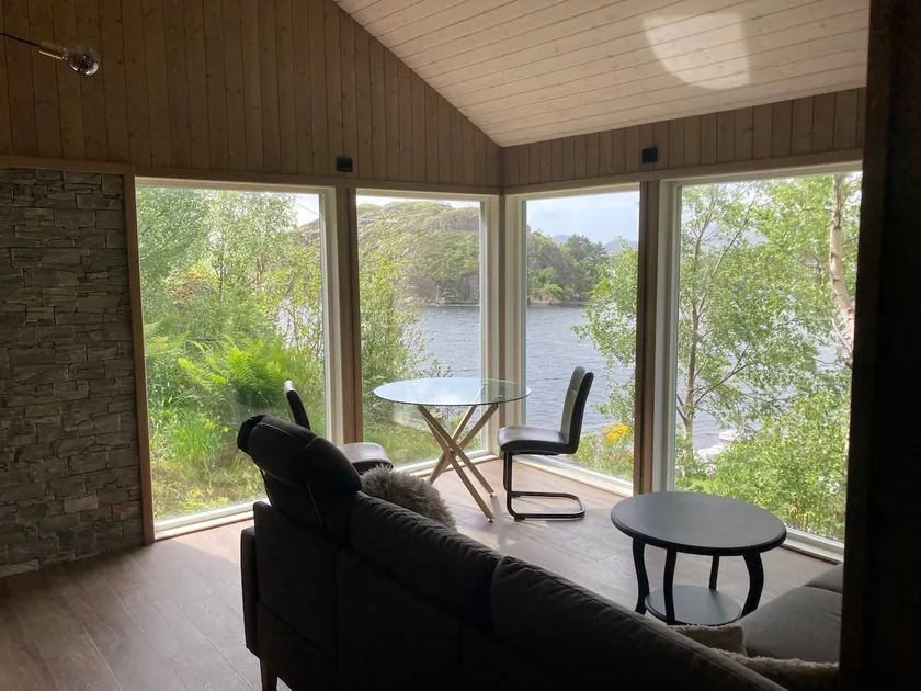 Cabin with sea view - Image 1