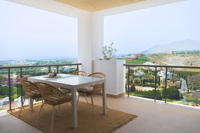 Acosta 1 by Asola Property - Image 1
