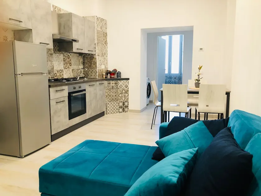 Blue Water Summer Apartment - Image 1