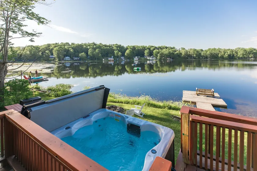 Magical lakeside retreat + hot tub! - Image 1