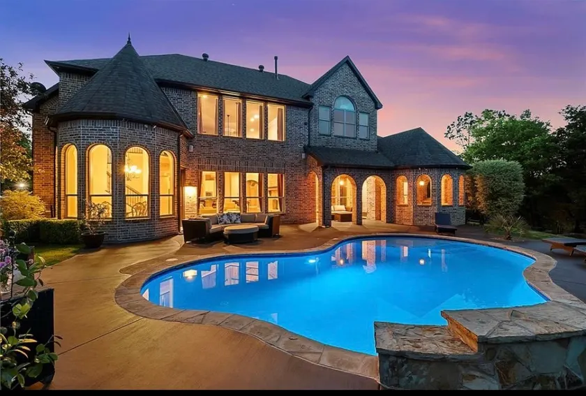 Exclusive Estate -Pool/Lake/Rockwall/Dallas - Image 1