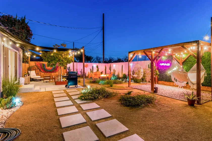 Valley of Guadalupe Escape gem - Image 1
