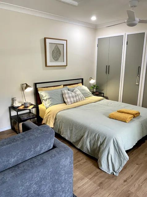 Private, self-contained studio-Pimpama Gold Coast - Image 1