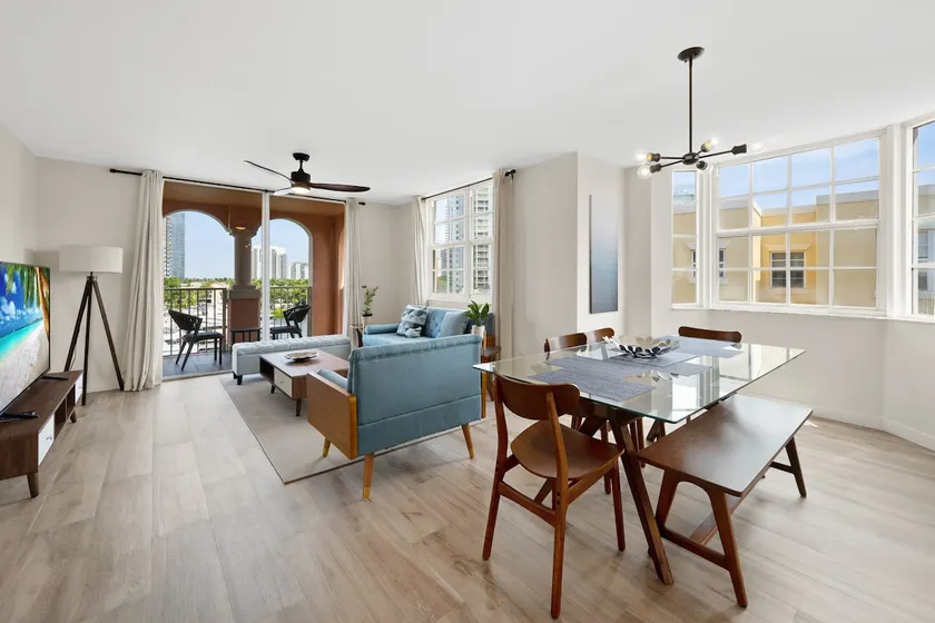 New Renovated condo with an incredible view!!!! - Image 1