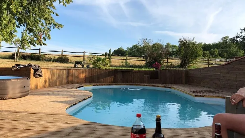 Zen studio and quiet pool - Image 1