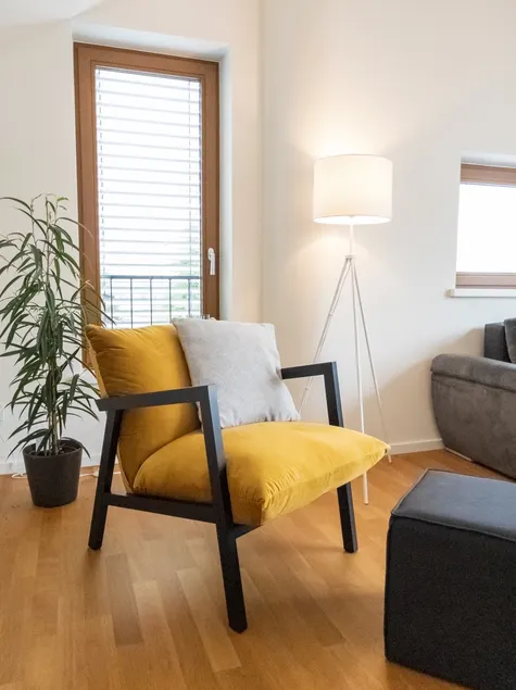 Apartment Gold & Green - Image 1