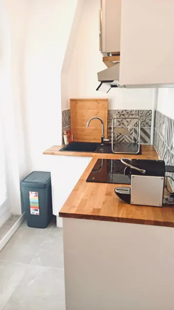 3rd floor apartment, bedroom 50 m from the center - Image 1