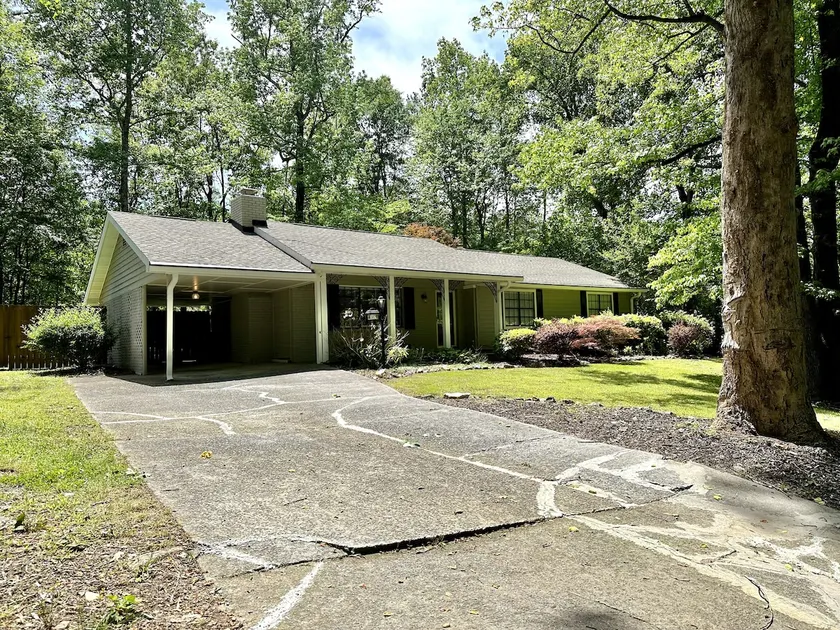 Peaceful Home w/ fenced-in yard - Image 1