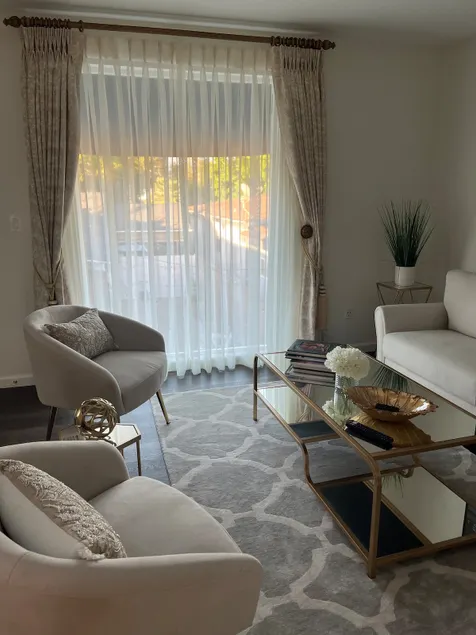 Burbank White House 2 bedrooms - Image 1