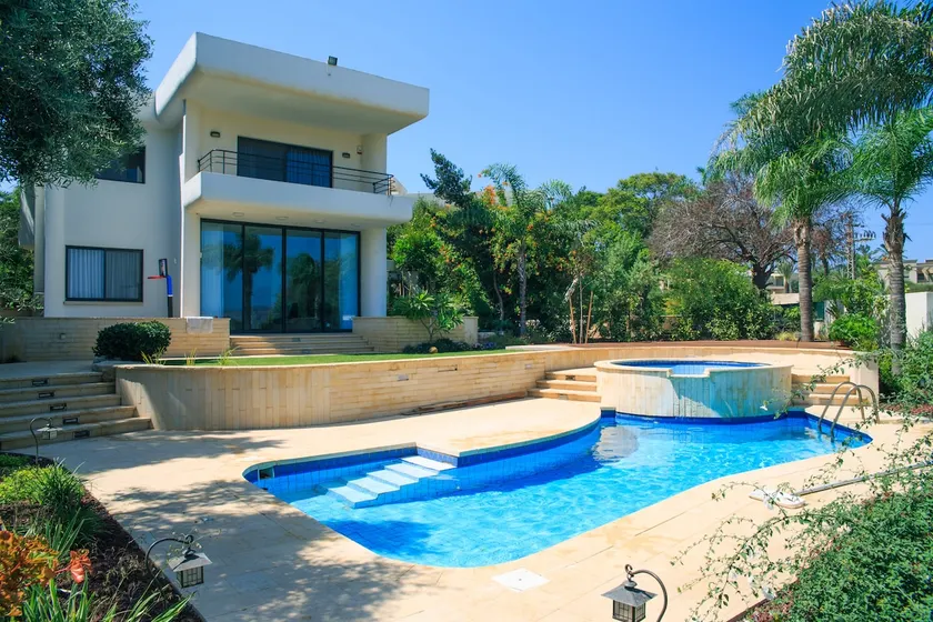 Dream Villa in Caesarea by the Sea - Image 1