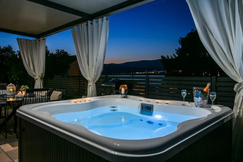 Luxury Apartment Hajdi - Image 1