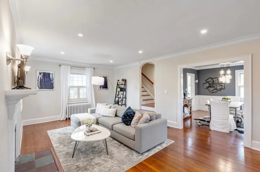 Turnkey Luxury & Comfort in the heart of Millburn - Image 1