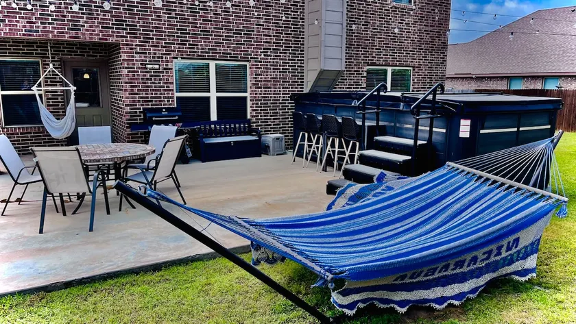 Ultimate Family Getaway w/Swim Spa & Movie Theater - Image 1