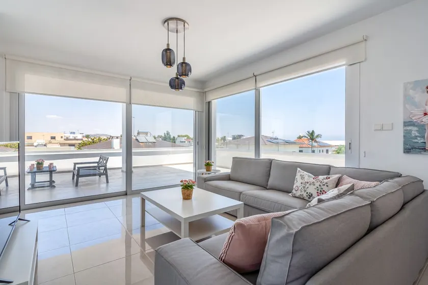 Harmonia 2-BR Apt in Livadia - Image 1