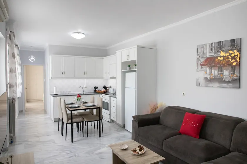 Iliana's House - Image 1
