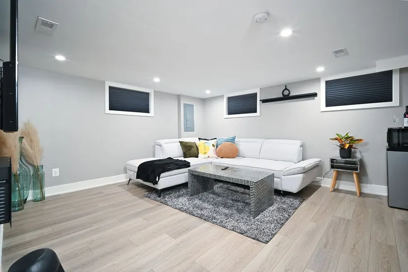 Futuristic, Stylish &Comfy★Near Nats Park &Parking - Image 1